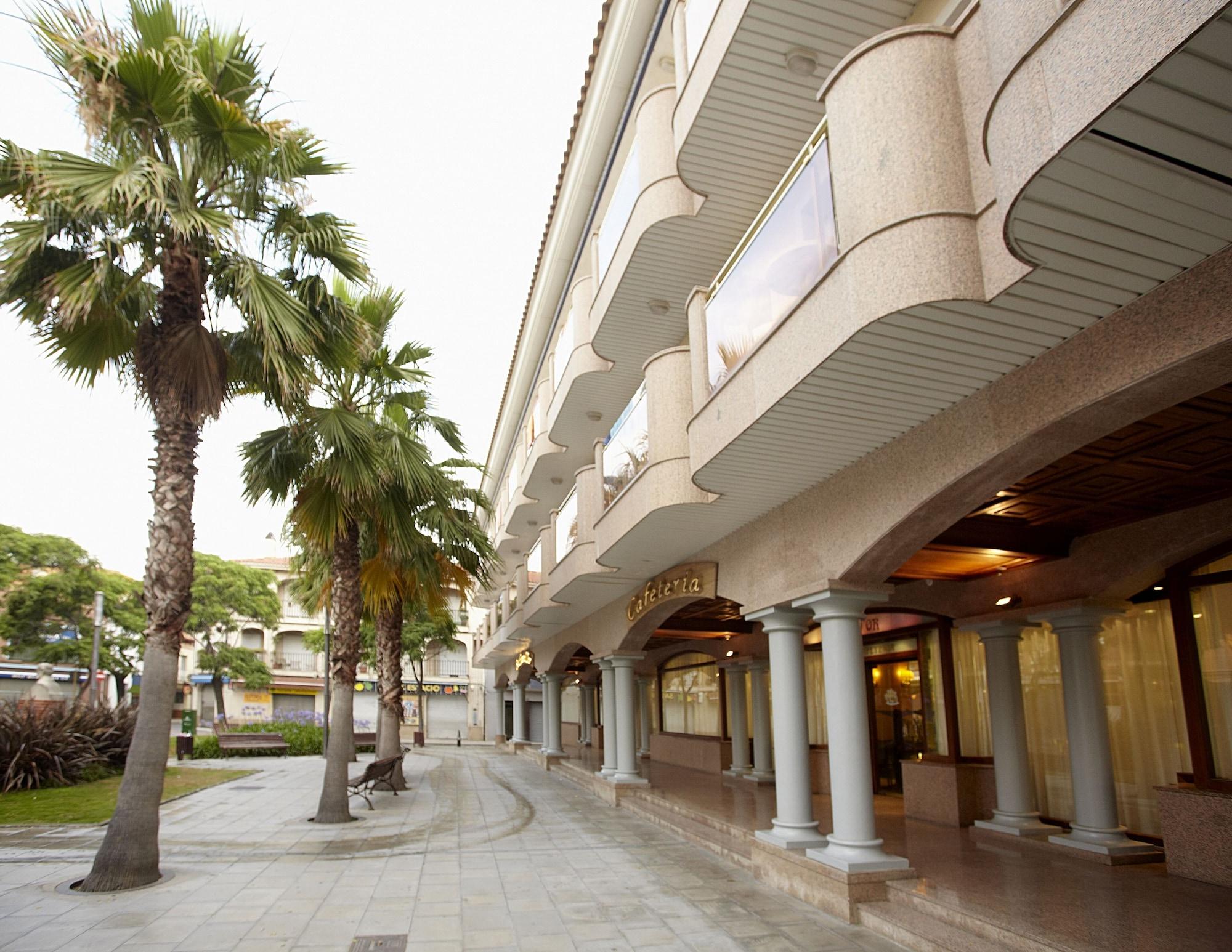 Hotel Ibersol Sorra D'Or Malgrat de Mar Exterior foto